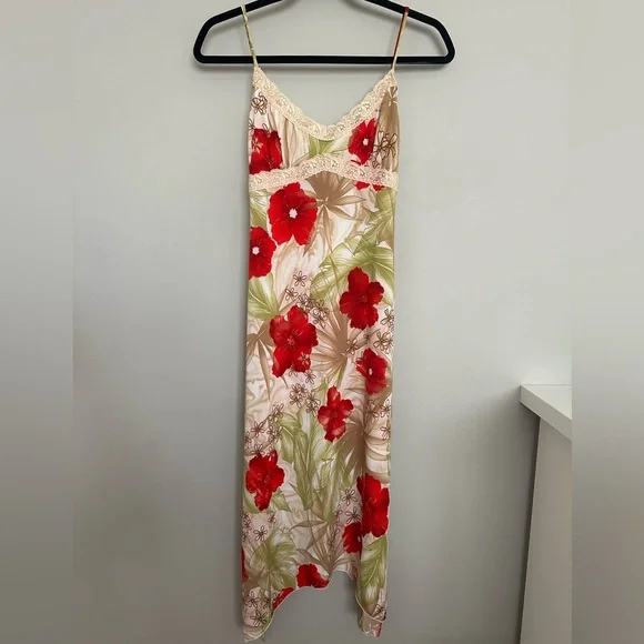 Vintage Sirens Floral Slip Dress with Pink and Green Accents - Picture 2 of 10